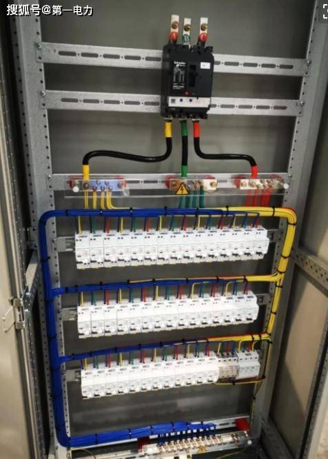 配電箱安裝、材質與質量要求詳解 配電開關控制設備規范全解析